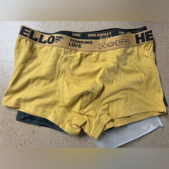 A-list multicolor HELLO trunk set - Pack of 4 - Choose size - Picture 3 of 5